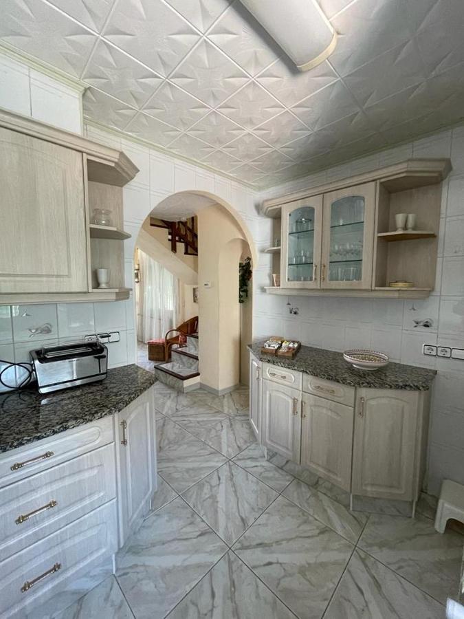 Villa Leones Empuriabrava Exterior foto